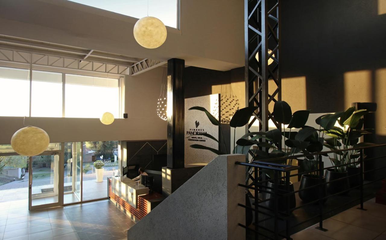 Pinares Panorama Suites, Spa & Convention Center Villa Carlos Paz Extérieur photo